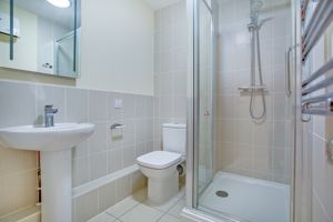 En Suite- click for photo gallery
